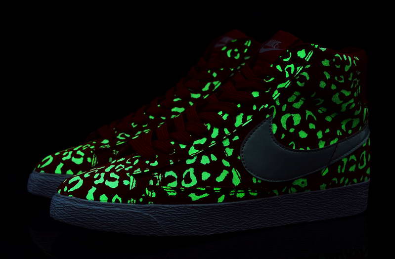 Nike Blazer High Glow dans la nuit de leopard noir blanc (1)